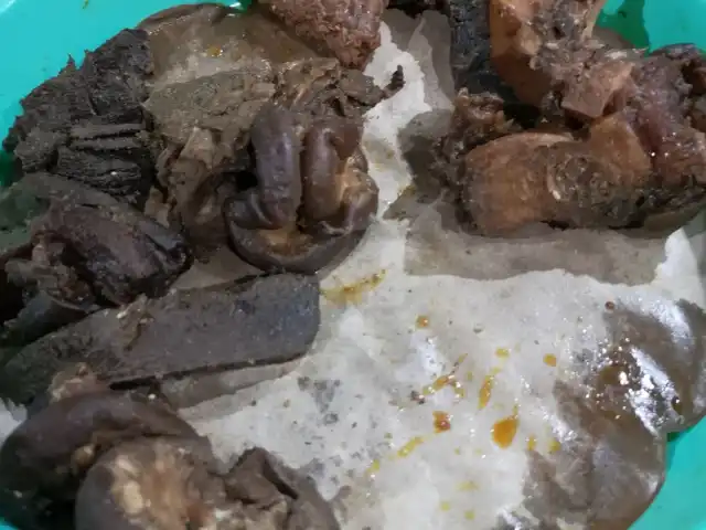 Gambar Makanan Nasi Gandul "Bu Endang" Khas Kota Pati 9