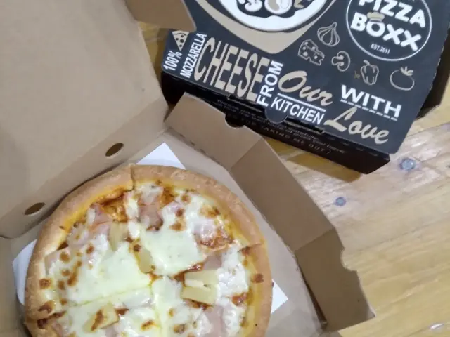 Gambar Makanan Pizza Boxx 8