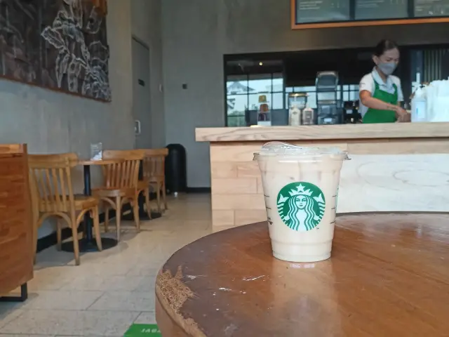 StarbucksCoffee