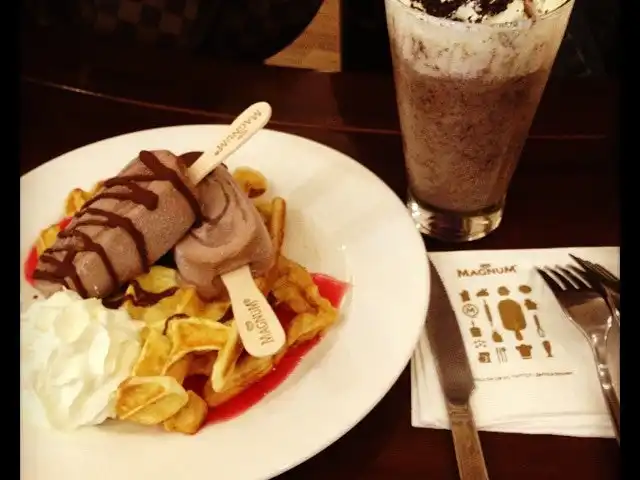 Gambar Makanan Magnum Cafe Chocolate Dip 15