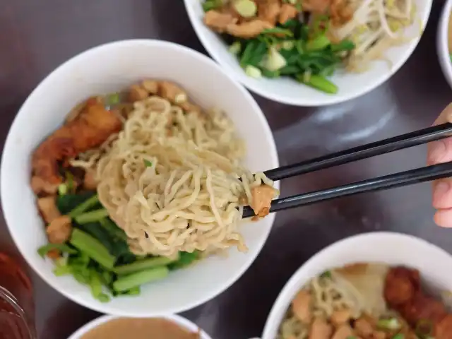 Gambar Makanan Bakmi Keriting Siantar TAMBO 17