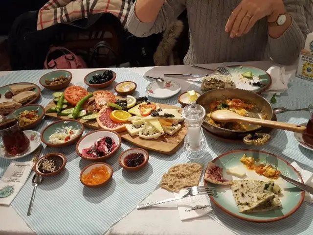 Çeşme Bazlama Kahvaltı'nin yemek ve ambiyans fotoğrafları 71