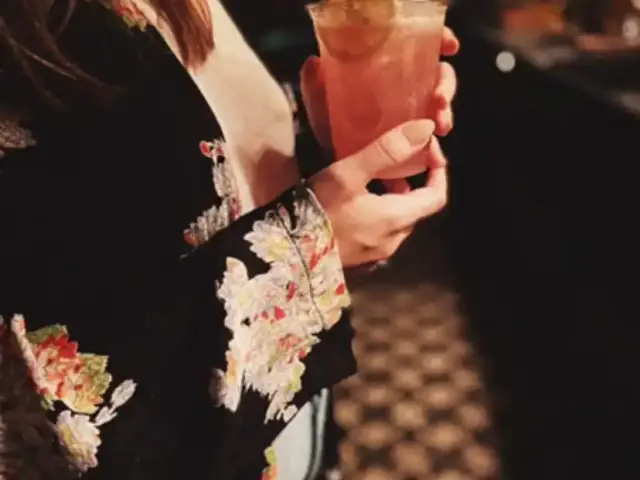 Geyik Coffee Roastery & Cocktail Bar'nin yemek ve ambiyans fotoğrafları 16