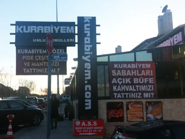 Kurabiyem Unlu Mamülleri'nin yemek ve ambiyans fotoğrafları 2