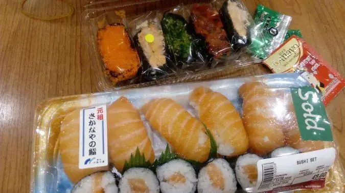 Sushi - AEON Food Market