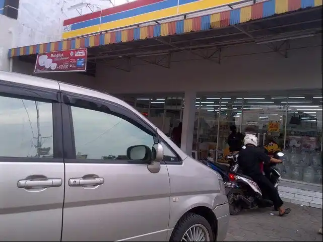 Indomaret 24 Jam - Semarang