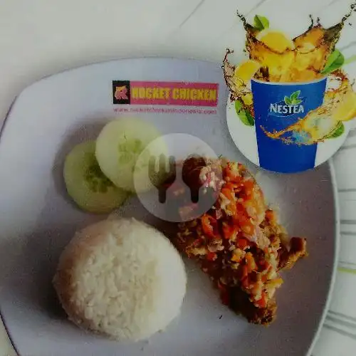 Gambar Makanan Rocket Chicken, Karang Anyar 2