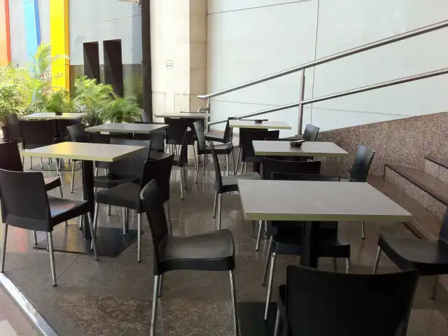 Gambar Makanan Terrace Cafe - Amaris Hotel 4
