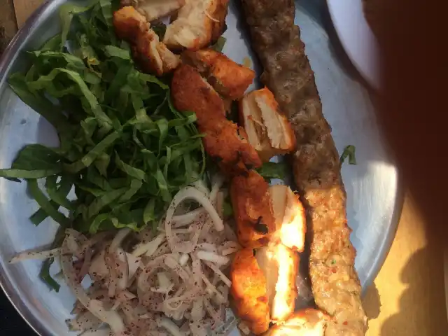 Meşhur Köfteci Aliihsan Usta'nin yemek ve ambiyans fotoğrafları 9
