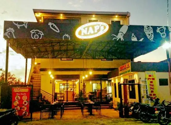 Nap's Restaurant & Bar