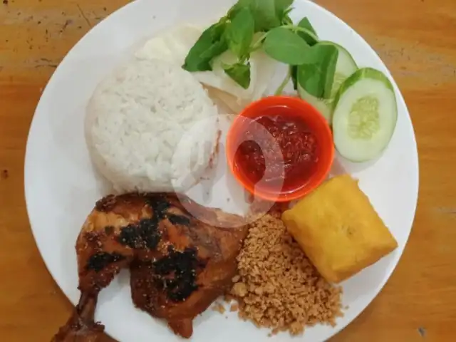 Gambar Makanan Ayam Bakar Mbah Somo, Rawamangun 8