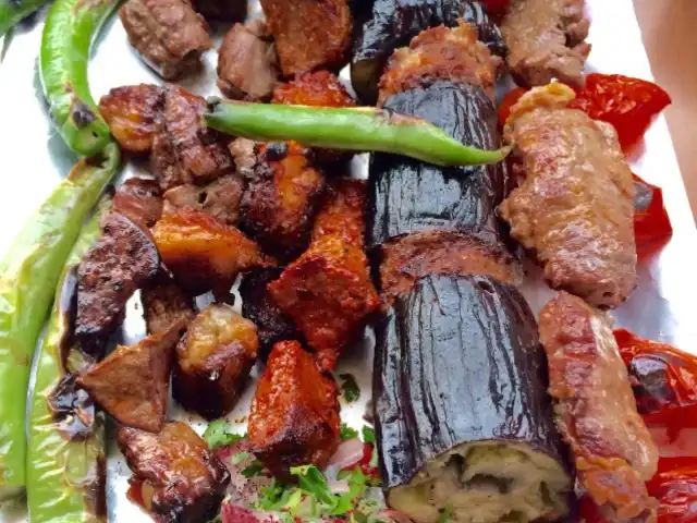 Kasap Ömer Usta - Kebap & Lahmacun'nin yemek ve ambiyans fotoğrafları 17