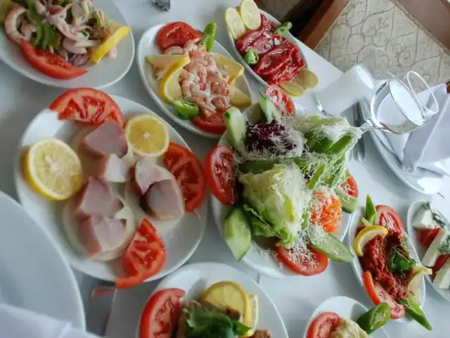 Boğaziçi Yakamoz Balık Restaurant'nin yemek ve ambiyans fotoğrafları 14