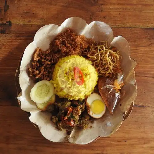 Gambar Makanan Nasi Kuning Kunyit Masakan Khas Jawa 2