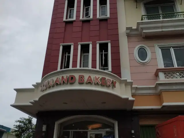 Gambar Makanan Holland Bakery 16