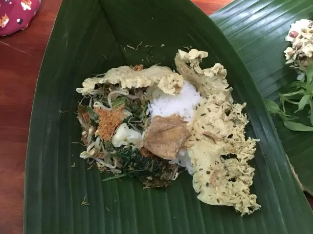 Gambar Makanan Pecel Pincuk Ibu Ida 13