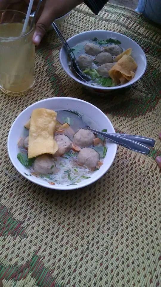 Gambar Makanan Bakso Urat "Lor Patung Kuda" 7