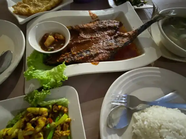 Arinee Ikan Bakar Food Photo 5