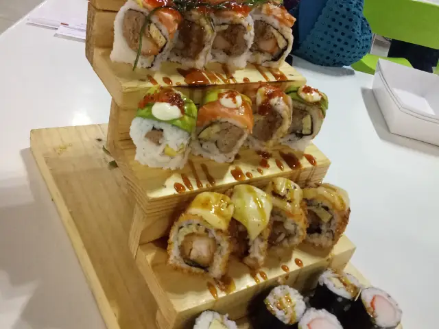 Gambar Makanan Suteki Sushi 13