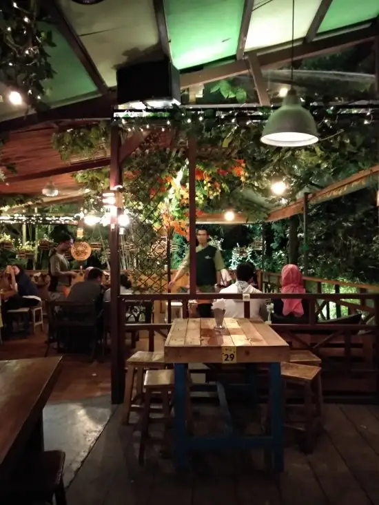 Gambar Makanan Waroeng Taman 16