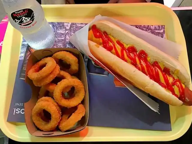 New Frank's Hot Dog'nin yemek ve ambiyans fotoğrafları 37