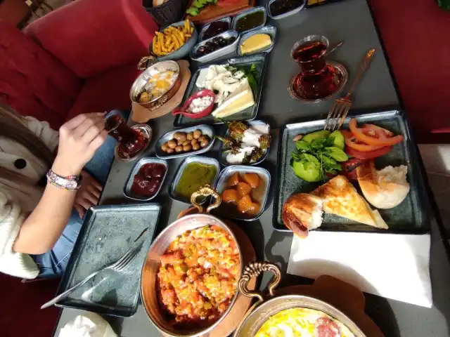 Fi Cafe Bistro'nin yemek ve ambiyans fotoğrafları 6