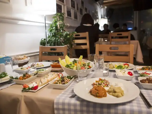 İzmir Meyhanesi'nin yemek ve ambiyans fotoğrafları 20