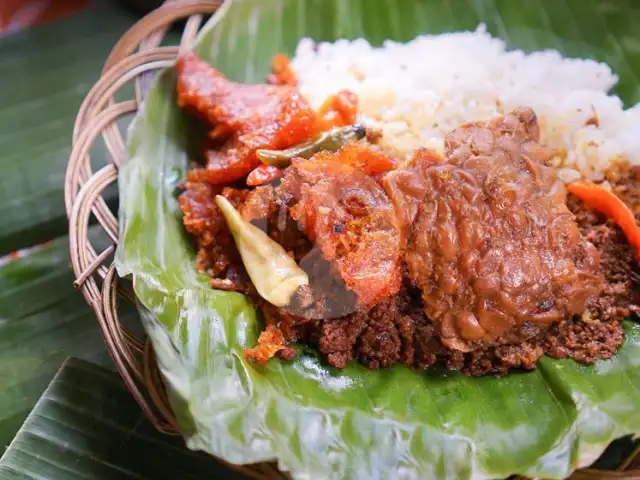 Gambar Makanan Warung Mbah Bhet, Depan Stasiun Kereta 11