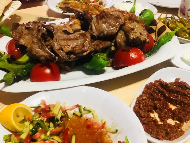 Dinç Et & Mangal'nin yemek ve ambiyans fotoğrafları 2