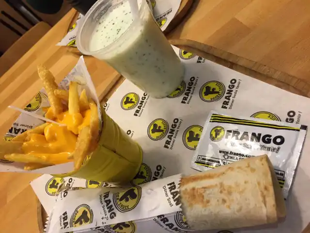 Frango Döner & Sauce'nin yemek ve ambiyans fotoğrafları 35