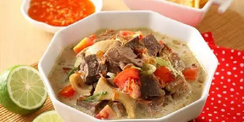 Soto Betawi Babe I'ing Benhil, Pejompongan