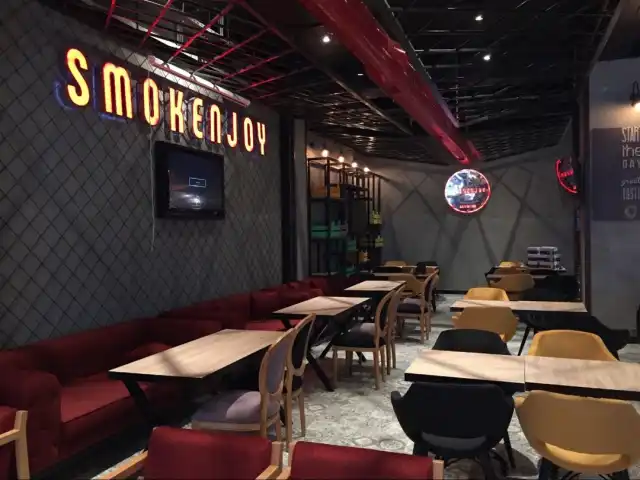Smokenjoy Cafe Lounge'nin yemek ve ambiyans fotoğrafları 7