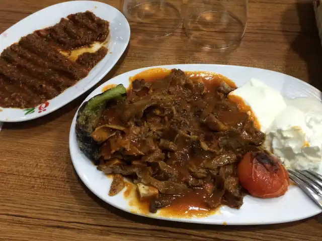 Öz Yildirimlar Kebap'nin yemek ve ambiyans fotoğrafları 3