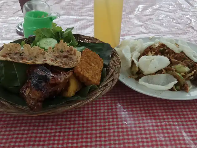 Gambar Makanan Rumah Makan Katineung Rasa 2