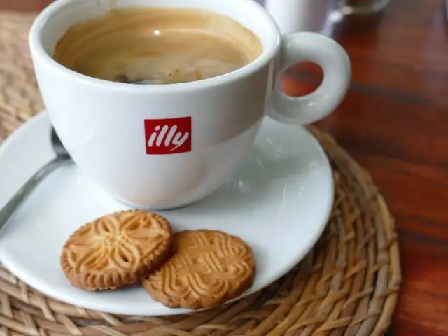 Gambar Makanan Rosetta Illy Coffee 17