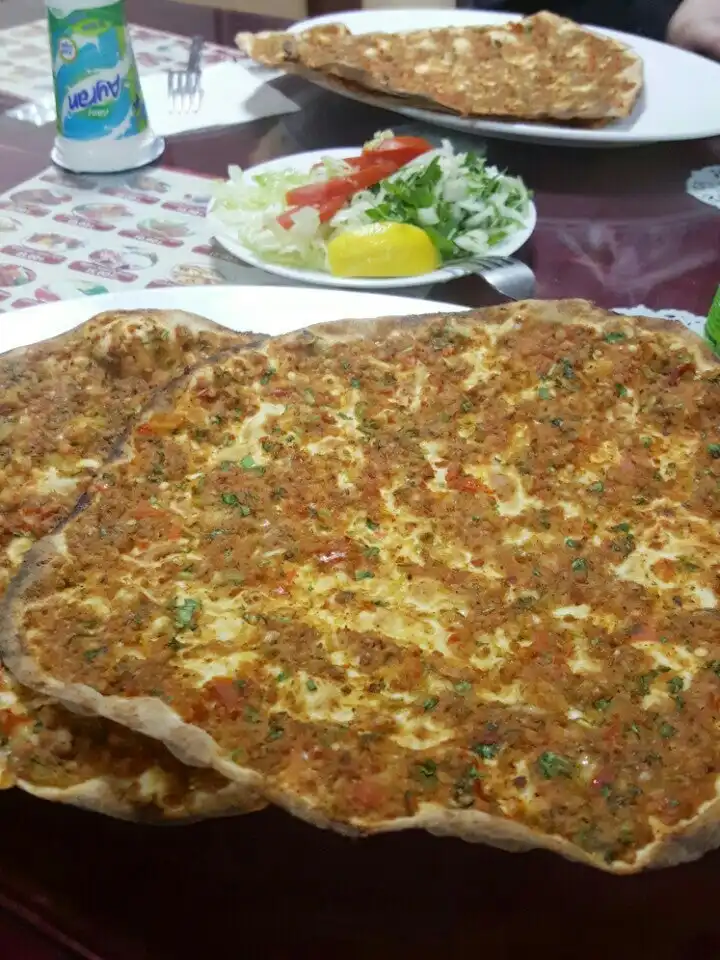Yenikent Mahallesi Çakıroğlu Beyzade Cafe