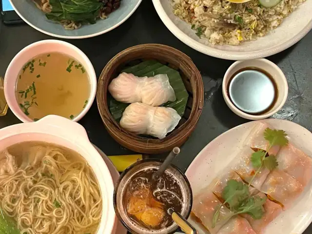 Gambar Makanan Ling Ling Dim Sum & Tea House 5