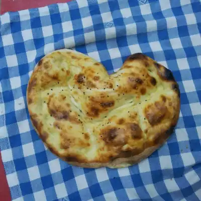 PiLaPi (pide lahmacun pizza)