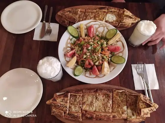 TurguT Kebab Restaurant'nin yemek ve ambiyans fotoğrafları 9
