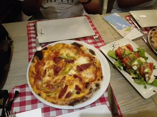 il Vicino Pizzeria'nin yemek ve ambiyans fotoğrafları 58