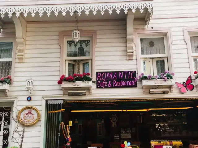 Romantik Cafe'nin yemek ve ambiyans fotoğrafları 13
