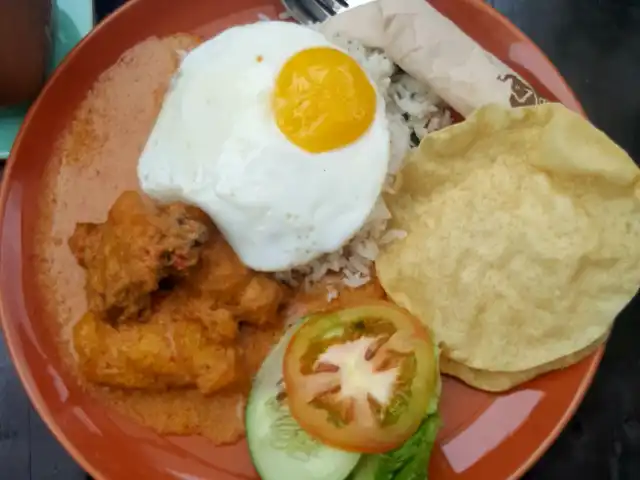 Gajah Tiga Café Food Photo 4