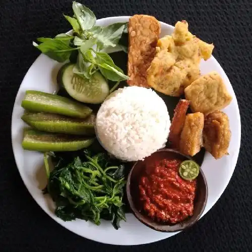 Gambar Makanan Sego Tempong Lare Osing, Kalasan 2