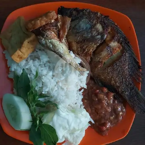 Gambar Makanan Nasi Goreng Semangat, Tambak Asri 1