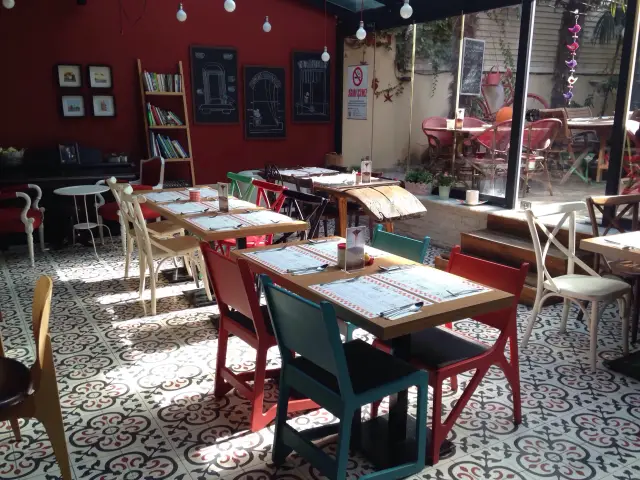 Sera House Cafe'nin yemek ve ambiyans fotoğrafları 2