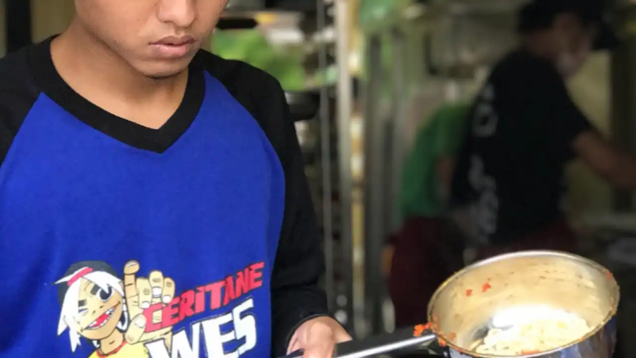 kober mie setan sidoarjo(jln raya ponti)