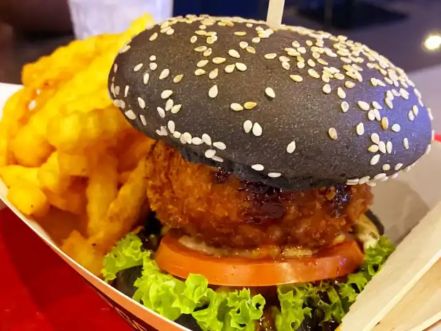 Flip Burger Food Photo 6