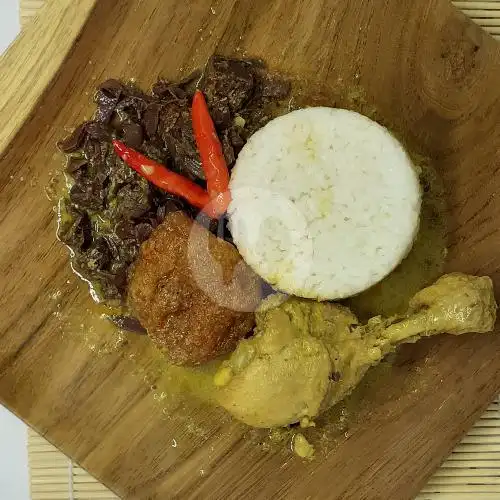 Gambar Makanan Gudeg Basah Dewi, Minomartani 14