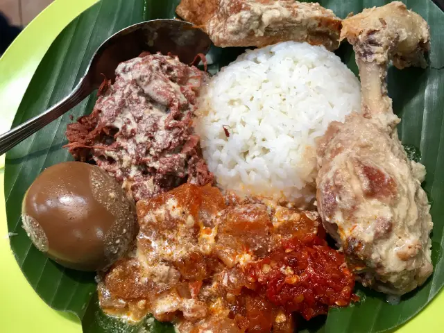 Gambar Makanan NasiGudeg&LiwetCahSolo 3