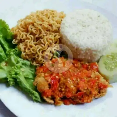 Gambar Makanan Telur Gulung, Ayam Geprek & Cappucino Bubble, Arteri Supadio 10